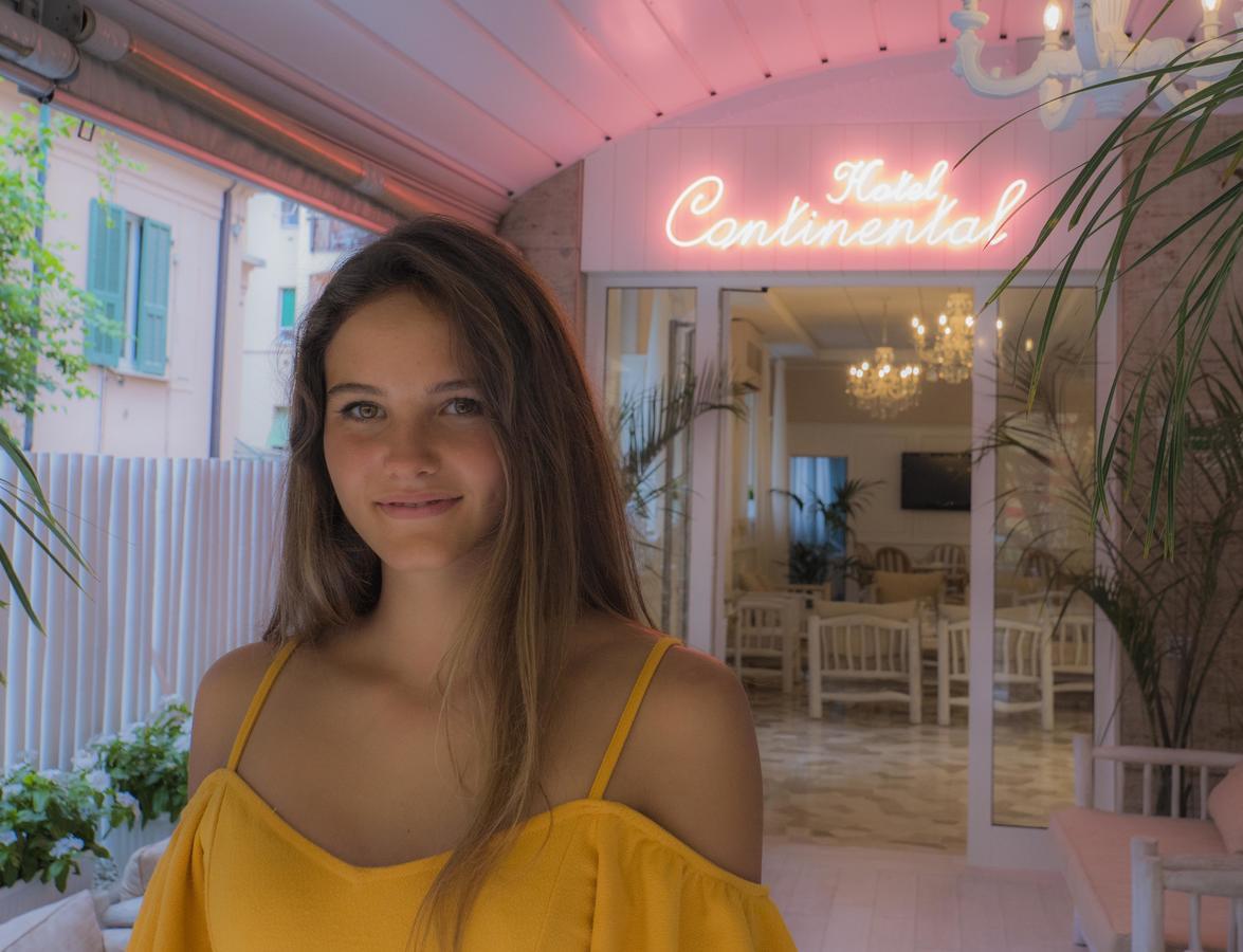 Hotel Continental Pietra Ligure Ngoại thất bức ảnh